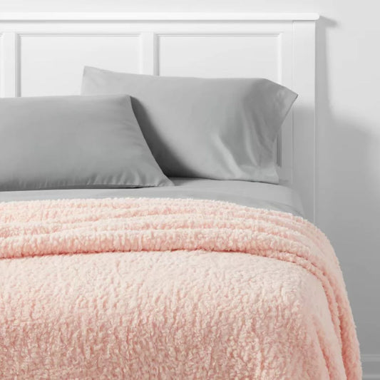 Sherpa Bed Blanket - Room Essentials. Blush Peach