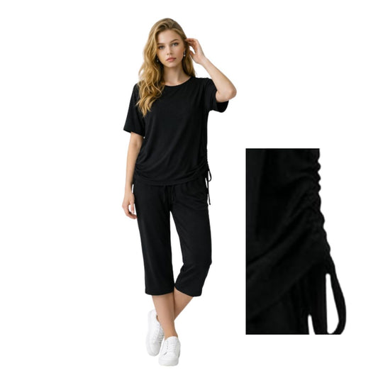 Creation AM392 Elastic waist capri w/adjustable tie bottom and pockets. Black