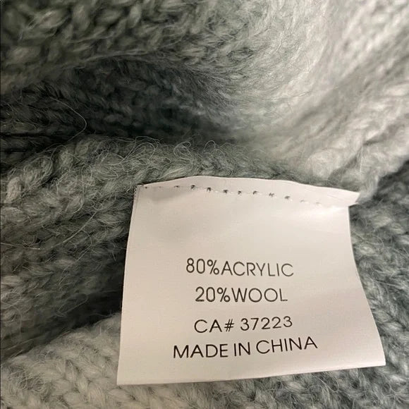 Ladies two-tone grey crew neck sweater by Creation