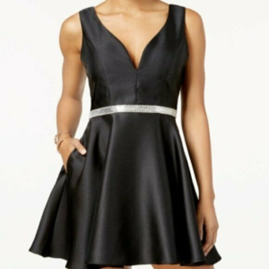 Crystal Doll Juniors' Embellished Sweetheart Dress. MSRP $120