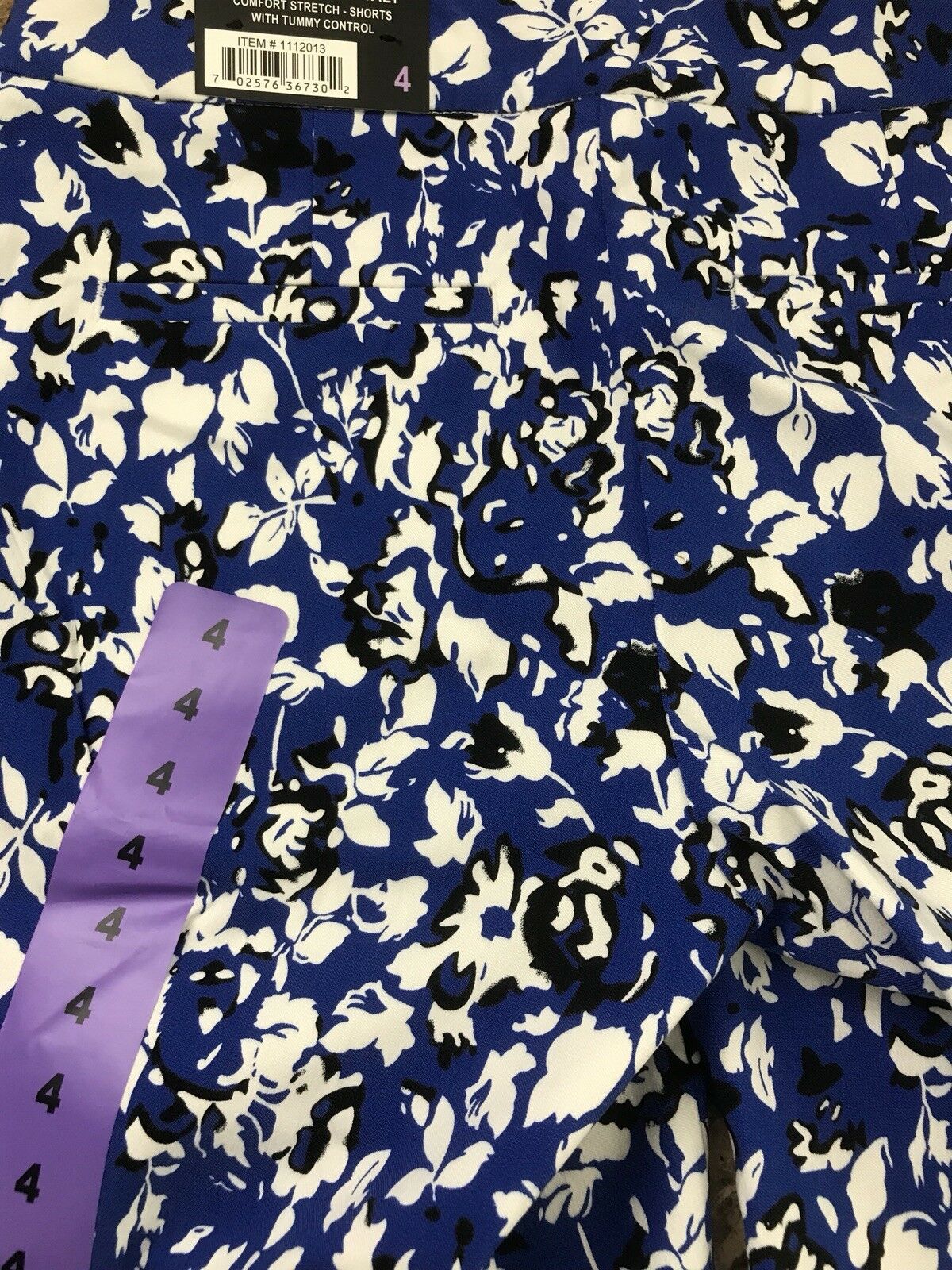 Mario Serrani Italy Bermuda Shorts. Comfort Stretch Tummy Control. Royal Print.