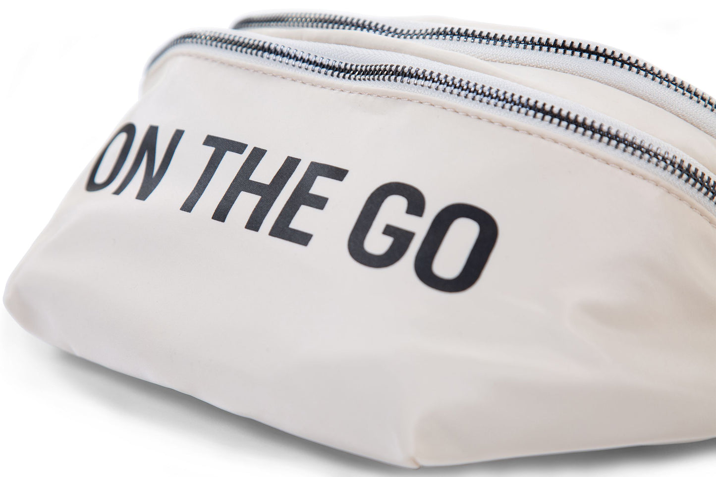 ON THE GO BANANA BAG OFF WHITE