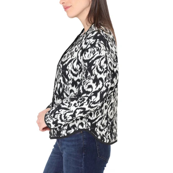 TAHARI Lightweight Quilted Button-up Jacket - Black / White