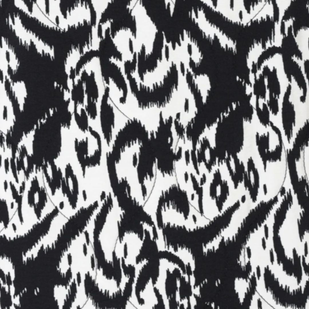 TAHARI Lightweight Quilted Button-up Jacket - Black / White