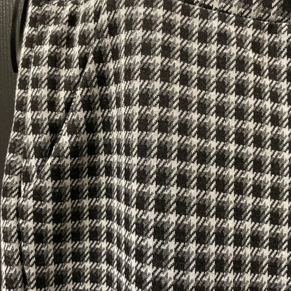 Women's Black & Light Grey Houndstooth Pull-On Pants