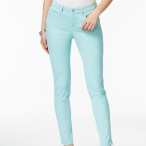 Style & Co Curvy-Fit Skinny Jeans. Aqua Brook. MSRP $80
